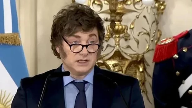 Milei hizo un extenso posteo contra el periodismo y advirtió: “La Argentina está mucho mejor que en 2023”