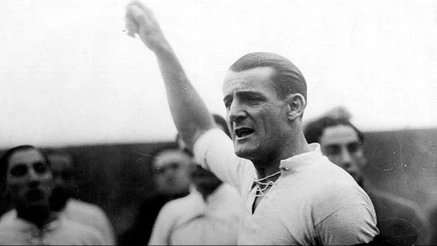 José Nasazzi lideró a Uruguay hacia la obtención del título mundial en 1930.