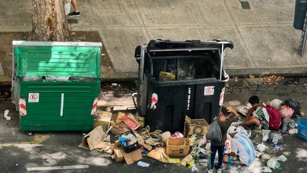 “No logramos tener políticas de Estado que apunten a aumentar la producción y el trabajo, y que sean consensuadas con estos actores. Tiene que mejorar la estructura productiva, que es lo que no logramos”, destaca Eduardo Donza, sociólogo investigador del Observatorio de la Deuda Social de la UCA.
