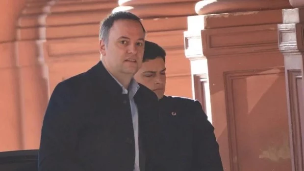 La Justicia pone la mira en las refacciones de la casa de Adorni en el country de Exaltación de la Cruz