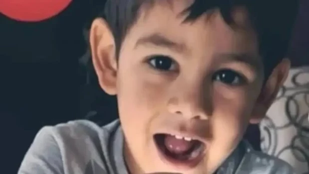 El niño de 4 años murió en Comodoro Rivadavia y por el que se investiga a su madre, Mariela Altamirano y su pareja.