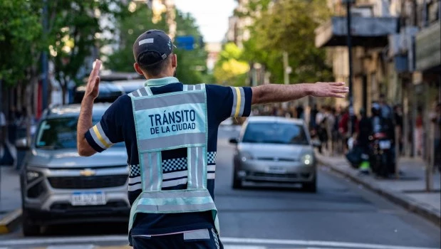 Quienes están en la calle para cuidar a los demás