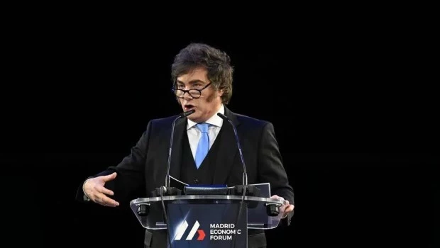 Milei reivindicó la salida del cepo con críticas al kirchnerismo