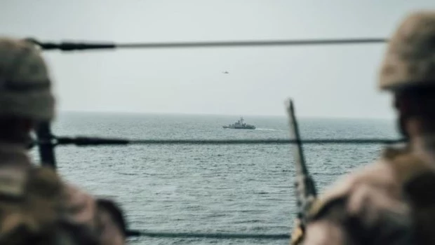 Más de 10.000 soldados estadounidenses imponen un bloqueo a los buques que entran y salen de puertos iraníes