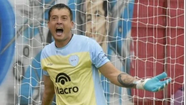 Joaquín Papaleo, arquero de Gimnasia y Tiro.