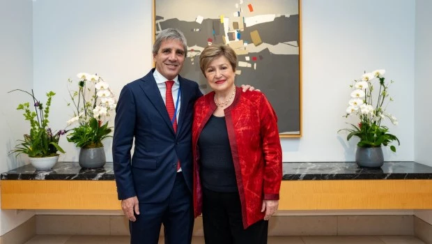 Luis Caputo se reúne con el Banco Mundial, BID y CAF en busca de respaldo financiero