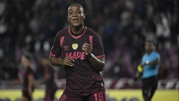 Lanús le ganó por 1-0 a Always Ready y se metió en zona de clasificación en la Copa Libertadores 2026