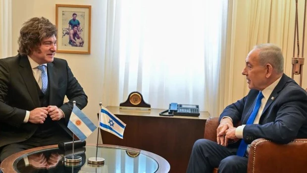 Anuncian vuelos directos Argentina-Israel y acuerdo en IA