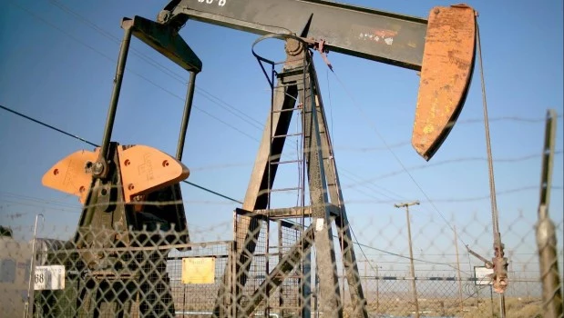 El crudo brent repunta un 5,64 % y supera los 95 dólares tras nuevas tensiones entre Estados Unidos e Irán