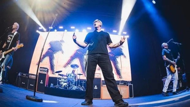 Bad Religion desplegó su clásico sonido ante un recinto colmado. (Foto: Gody Mex)