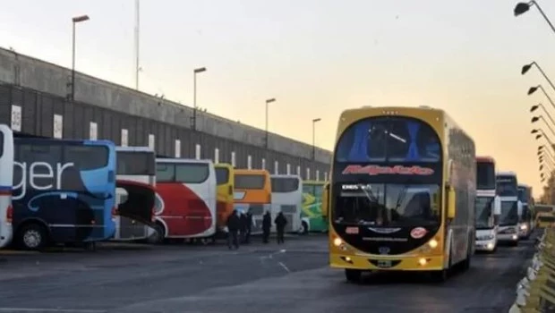 Llaman a licitación para modernizar la Terminal de Omnibus de Retiro