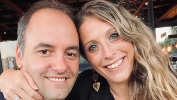 La Justicia archivó la causa por el viaje de la esposa de Adorni