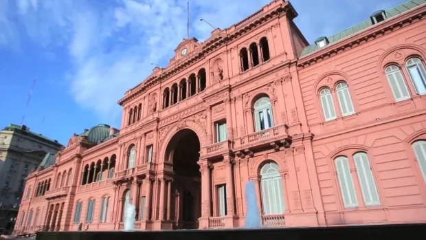 Presentaron un amparo judicial para que puedan ingresar los periodistas a la Casa Rosada