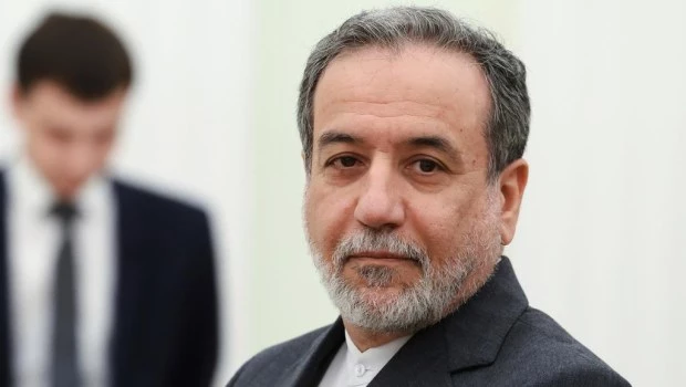 Irán ofrece reabrir el estrecho de Ormuz si EEUU levanta el bloqueo y pone fin a la guerra