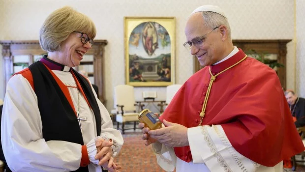 El Papa recibió a la arzobispa de Canterbury