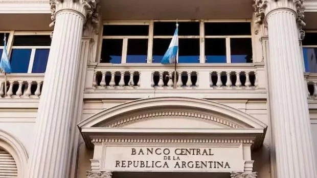 El BCRA flexibiliza ingreso de divisas y acceso al mercado de cambios a socios de empresas del RIGI