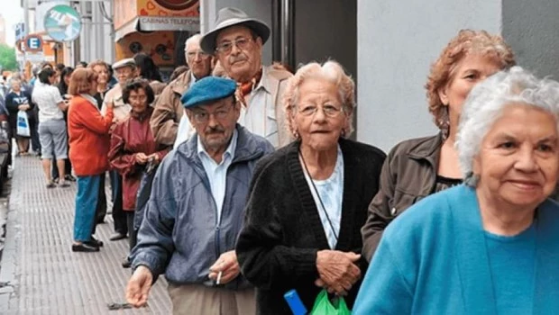 Las jubilaciones y pensiones mínimas de mayo llegan a $ 463.000 con el bono