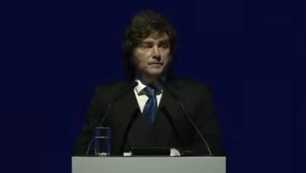 Milei volvió a criticar a la prensa: “Las barbaridades que dicen los medios de comunicación nunca las vi en mi vida”