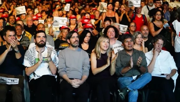 La izquierda hizo su propio acto por el 1° de mayo con Myriam Bregman como protagonista estelar