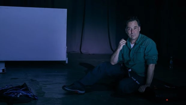 "El teatro independiente es donde yo empecé y donde mejor me siento", explica Diego Velázquez.