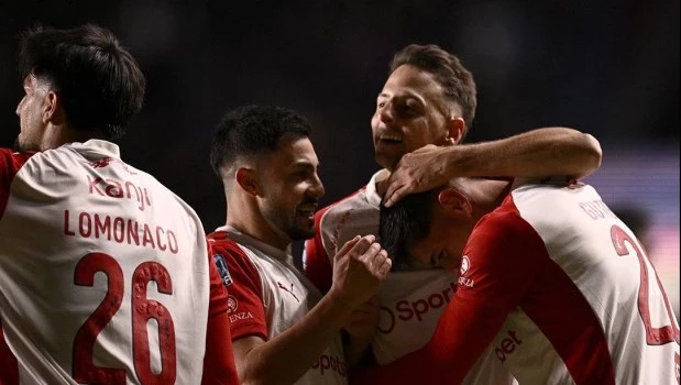 Independiente venció al Ciclón, pero se clasificaron los dos