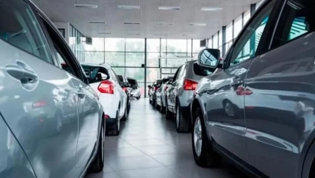 Cayó el patentamiento de autos en abril