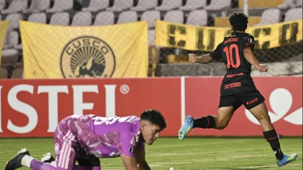 Estudiantes empató con Cusco en Perú y mantiene el invicto en la Copa Libertadores