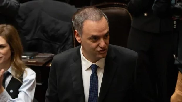 Caso Adorni: el contratista que reformó la casa de Exaltación de la Cruz le respondió a Milei
