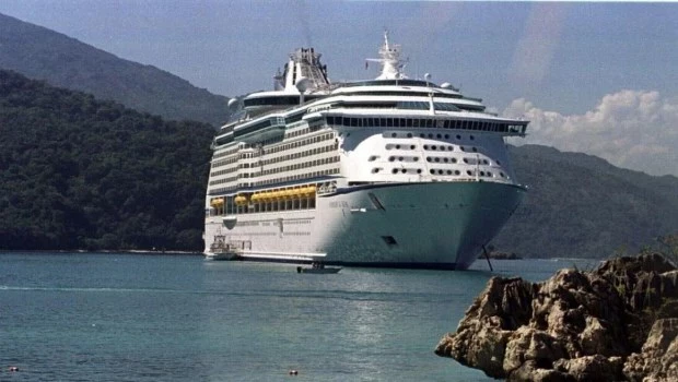 Un brote masivo de norovirus afecta a más de 100 personas en un crucero en el Caribe
