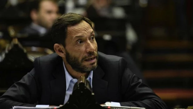 La Coalición Cívica acusa al Gobierno de pagar “sobresueldos”