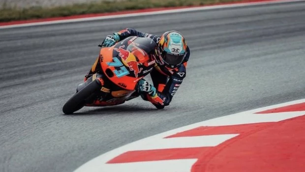 Un error en la elección de los neumáticos le privó a Valentín Perrone pelear por la carrera tras la pole del día sábado.