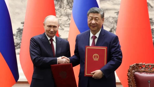 Putin aboga por proteger la cooperación Rusia-China ante la "negativa influencia externa"