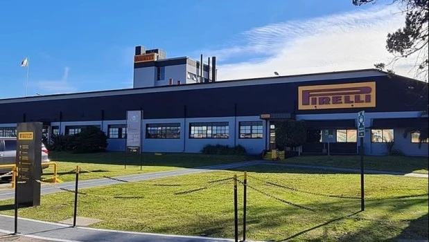 Pirelli suspende su producción dos días debido a la caída en las ventas