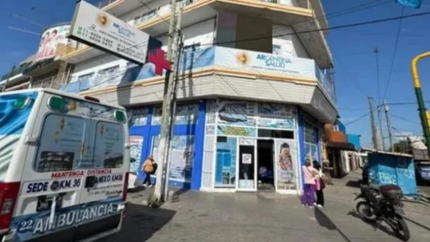 Por ejercicio ilegal de la medicina clausuran una clínica de González Catán