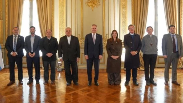 Tres obispos dialogaron con ministros de la Nación sobre la agenda social