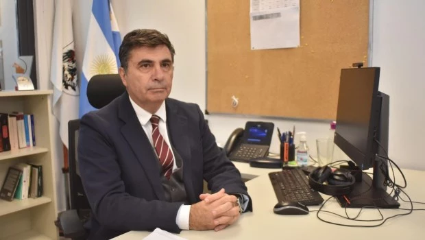 La fiscalía a cargo del doctor Miguel Kessler recibe entre 20 y 30 denuncias de ciberfraude por día. A partir de allí se pone en marcha el protocolo especial diseñado para este tipo de delitos. Fotos: Gustavo Carabajal.