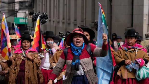 Bolivia se acerca peligrosamente a la categoría de Estado fallido y podría contagiar a Perú