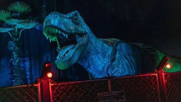 Los dinosaurios llegan al país