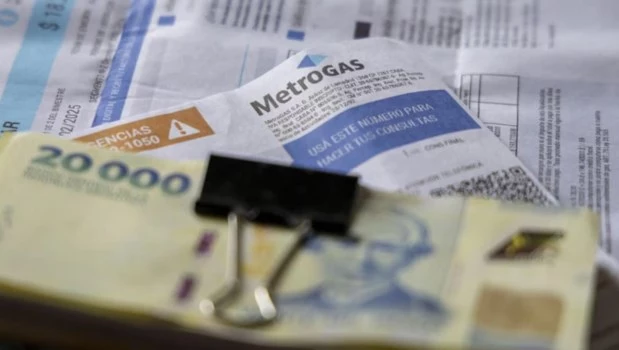 Junio llega con nuevas subas en luz, gas y agua