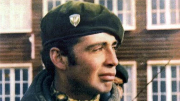 El teniente Roberto Néstor Estévez cayó en Darwin el 28 de mayo de 1982.