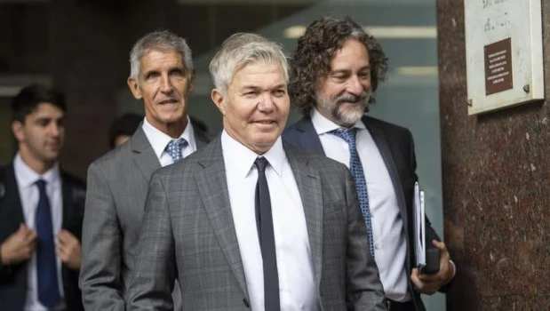 Caso Maradona: Burlando pidió la detención de una testigo