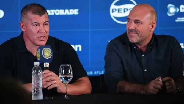 Jorge Almirón fue ratificado en su cargo por Gonzalo Belloso.