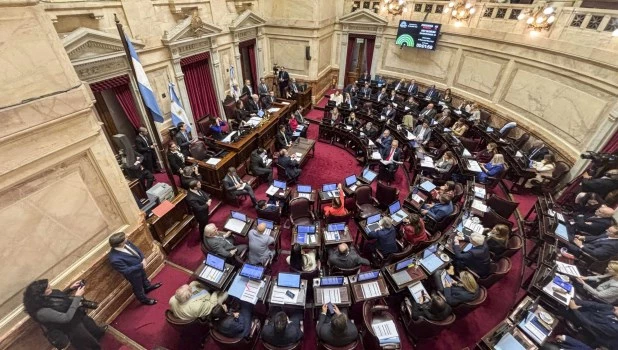 Acuerdo con fondos acreedores por deuda en default desde 2001
