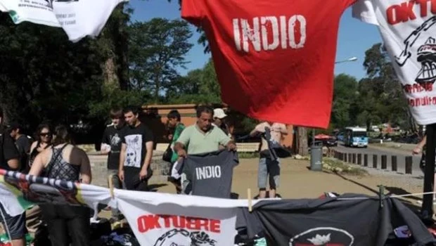 Convocan a una última misa ricotera en Plaza de Mayo para despedir al Indio Solari