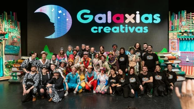 Parte del equipo artístico y creativo de las seis obras que saldrán a escena a partir del 20 de junio.