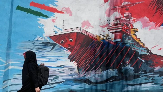 Irán responde a los ataques de Estados Unidos con una lluvia de misiles contra países árabes