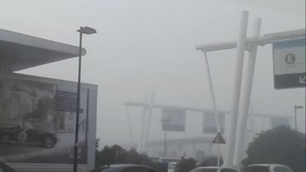 Demoras, desvíos y cancelaciones por la niebla en Ezeiza