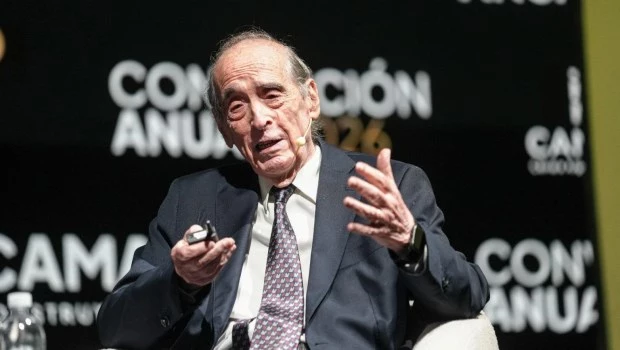 “Si la Argentina pudiera eliminar las crisis periódicas por falta de dólares, podría duplicar la tasa de crecimiento”, sostuvo el economista Ricardo Arriazu.
