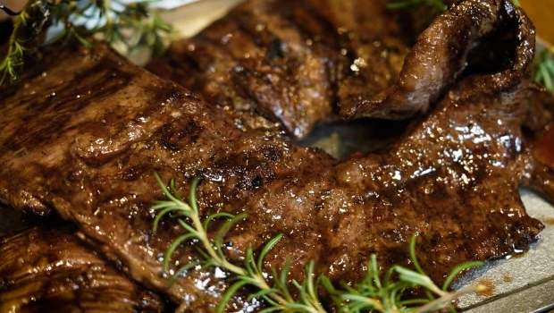 ‘La Terrazza de Casa Zarautz’ propone una celebración centrada en la parrilla y el fuego.