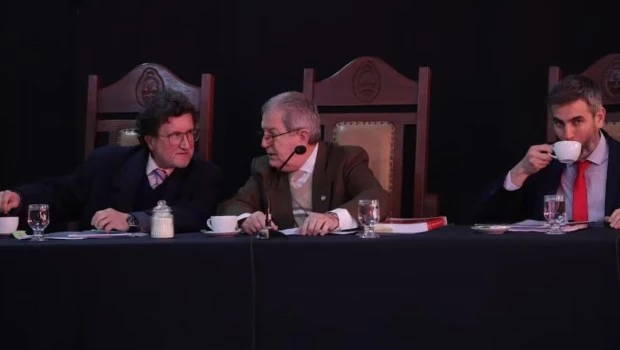 En la segunda jornada del juicio por la desaparición de Loan, todavía no pudieron declarar los acusados.